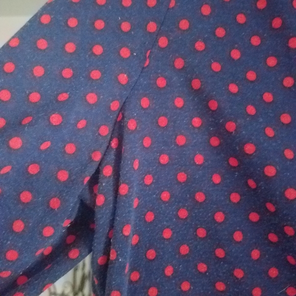 Polka dot top - Picture 2 of 3